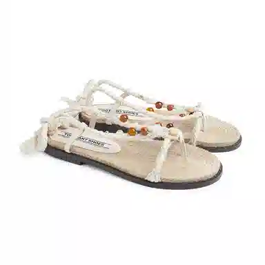 TOOMANYSHOES