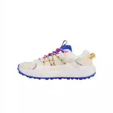 Under Armour Venture Pro White