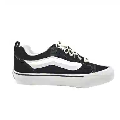 Vans Knu Skool