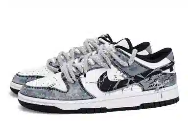 Nike Dunk MONE