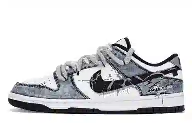 Nike Dunk MONE