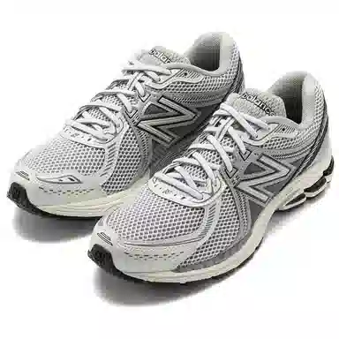 New Balance 860 v2 White Grey