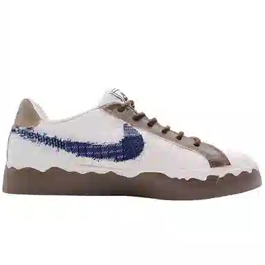 Nike Court Royale AC