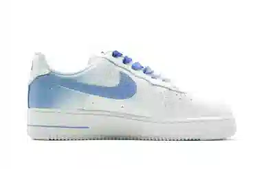 Nike Air Force 1 07