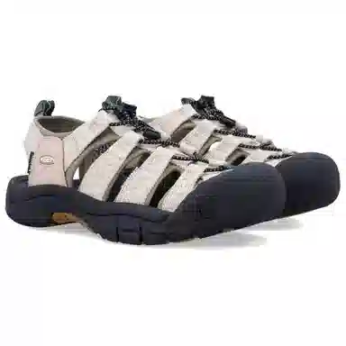 Gramicci x KEEN Newport