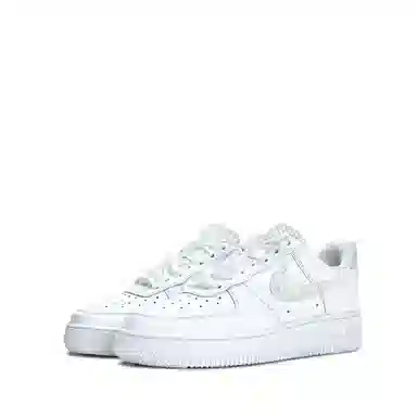 Nike Air Force 1 Triple White