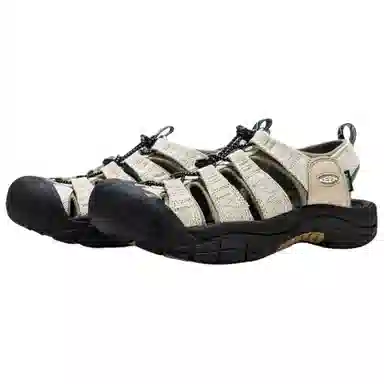 Gramicci x KEEN Newport Retro Beige