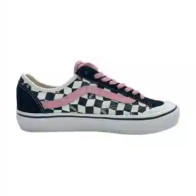 Vans Style 136