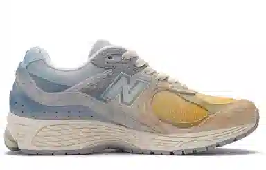 New Balance NB 2002R