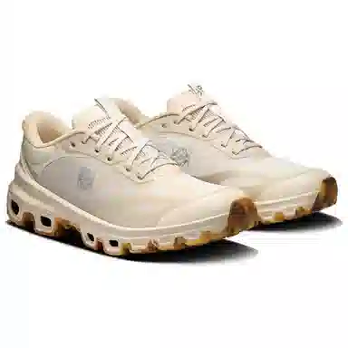 LOEWE x On Cloudventure 2