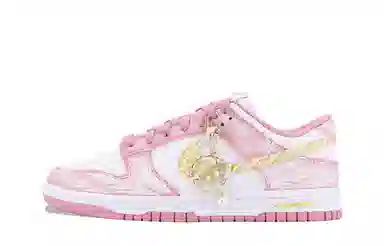 Nike Dunk "Aphrodite's Kiss"