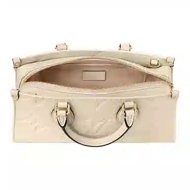 LOUIS VUITTON ONTHEGO East West