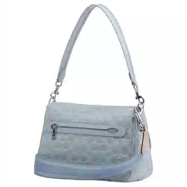 COACH Soft Tabby 26 Logo