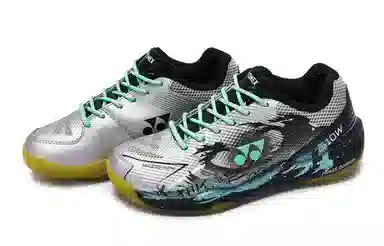 YONEX Power Cushion 811