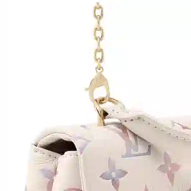 Louis Vuitton Madeleine Nano