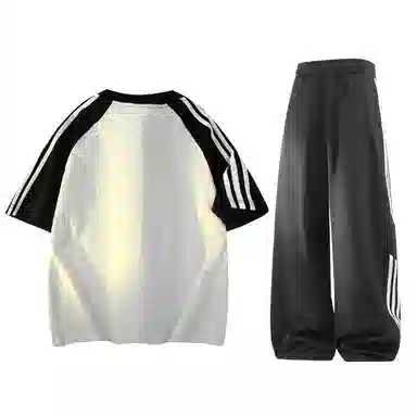 maxim's de paris 260G logo