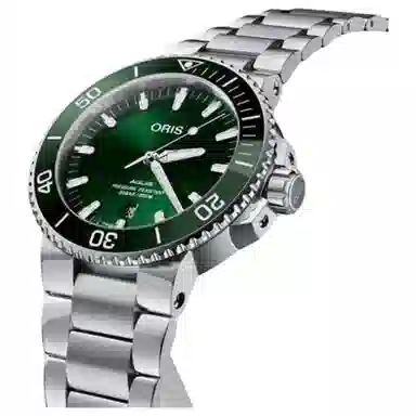 Oris Divers 43.5mm Green Dial