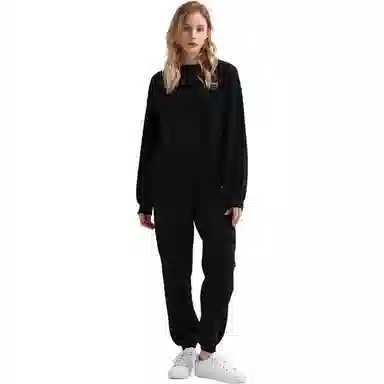 GUESS Long Sleeve Sweatshirt