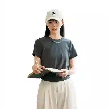 ZIHAN T