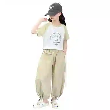 迷乐童堡休闲运动套装 拼色字母圆领插肩短袖 两件套 儿童款