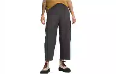 lululemon Light Utilitech Logo23"