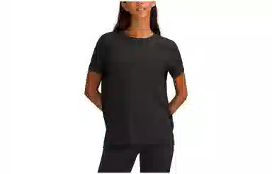 lululemon Back in Action T