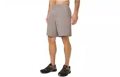 lululemon Pace Breaker 9"