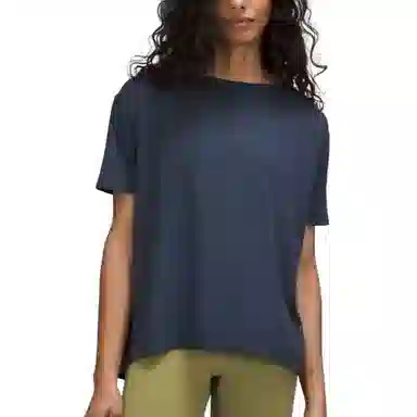 lululemon Back in Action T