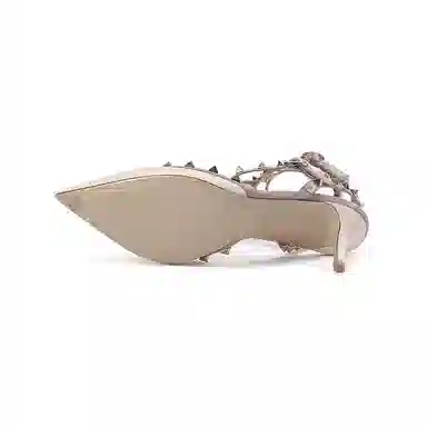 Valentino ROCKSTUD 6.5cm