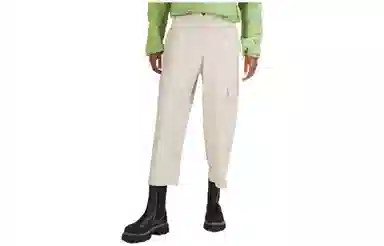 lululemon Light Utilitech Logo23"