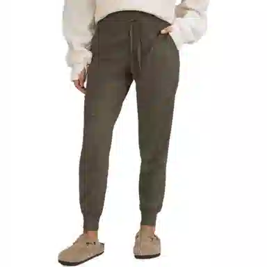 lululemon FW22 Dance Studio Swift