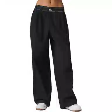 alo yoga SUIT UP TROUSER logo