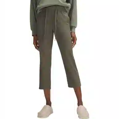 lululemon FW22 Swift Pull-On 23"