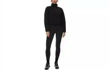 ARITZIA TnAction Cheeky Hi-Rise Hiking Legging