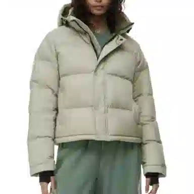 Aritzia TNA Super Puff Shorty