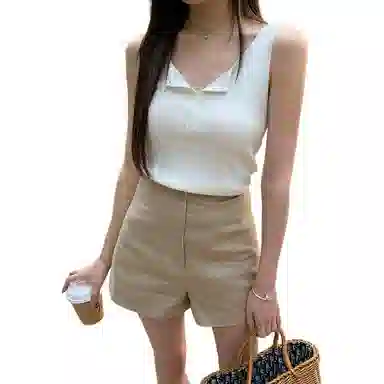 黛尔佳人 简约高腰时尚休闲短裤 女款