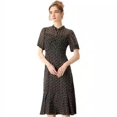 粉红玛琍 夏 短袖连衣裙 收腰 女款 黑色