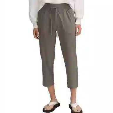 lululemon FW22 Swift Pull-On 23"