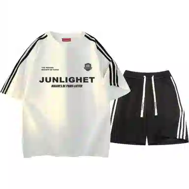 maxim's de paris logo