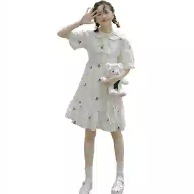 哒头下雨不愁 重工花朵刺绣浅杏色娃娃领荷叶边复古森系甜美短袖连衣裙 女款