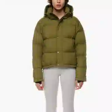 Aritzia TNA Super Puff Shorty