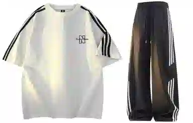 NINETEEN AUTUMN logoT