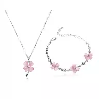 【幸运女神 I 请你发财！】 克兰茜 四叶草系列 浪漫精致甜美锁骨链 简约气质优雅心动日常百搭可调节手饰 玻璃猫眼 项链 女款