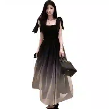 哒头下雨不愁 高级感收腰显瘦褶皱系带长裙无袖连衣裙 女款