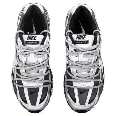 Nike Initiator Silver
