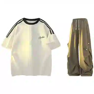 NINETEEN AUTUMN logoT