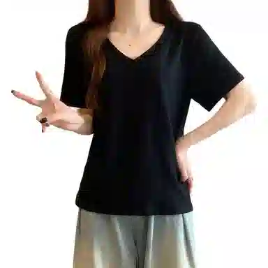 AWAO VLogo T