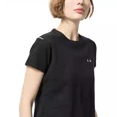 UNIQLO x Anya Hindmarch SS25 T