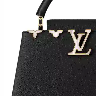 Louis Vuitton Capucines BB Black