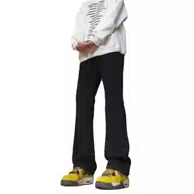 DOENU Clean Fit Jeans